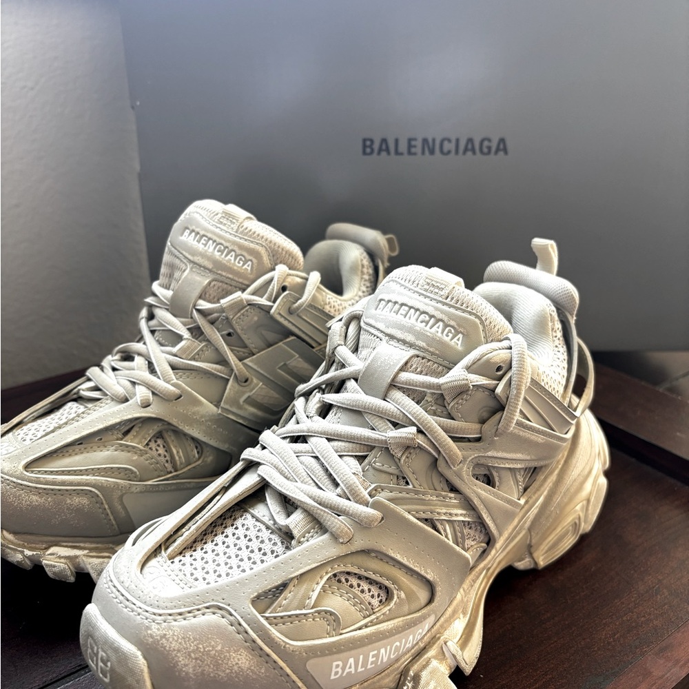🩶Balenciaga Track sneakers Faded beige size women’s 36🩶